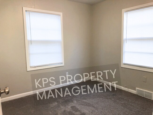 Foto del edificio - 1151 Richmond S