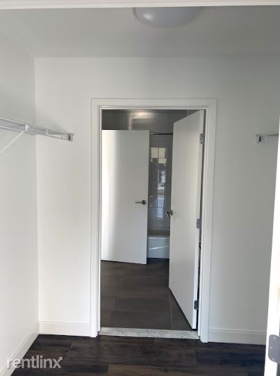 Building Photo - 1 br, 1 bath Apartment - 71 Guest St