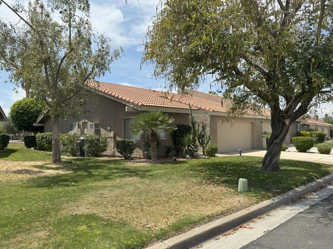 Building Photo - 44265 E Sundown Crest Dr
