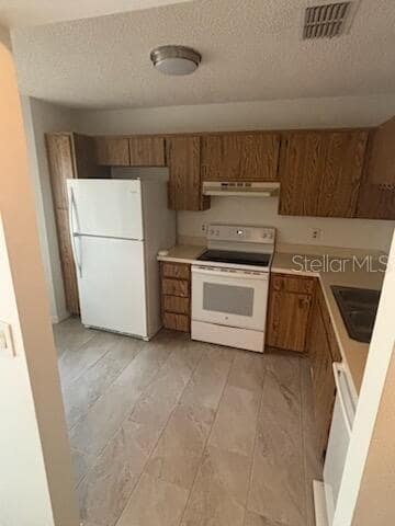 Building Photo - 1364 Cadhay Ct