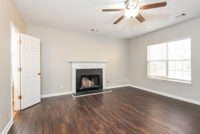 Foto del edificio - 3352 N Winds Trail