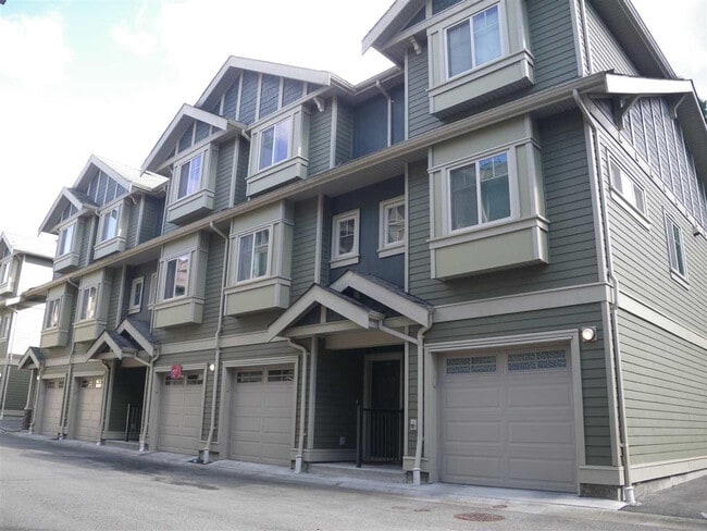 Building Photo - 3382 Viewmount Dr