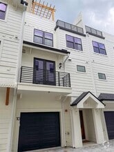 Building Photo - 1801 N Morgan St