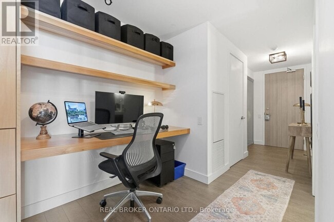 Photo du bâtiment - 390 Cherry St