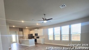Building Photo - 810 Shatterhand Blvd