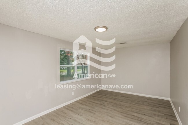 Building Photo - 117 Miranda Rd