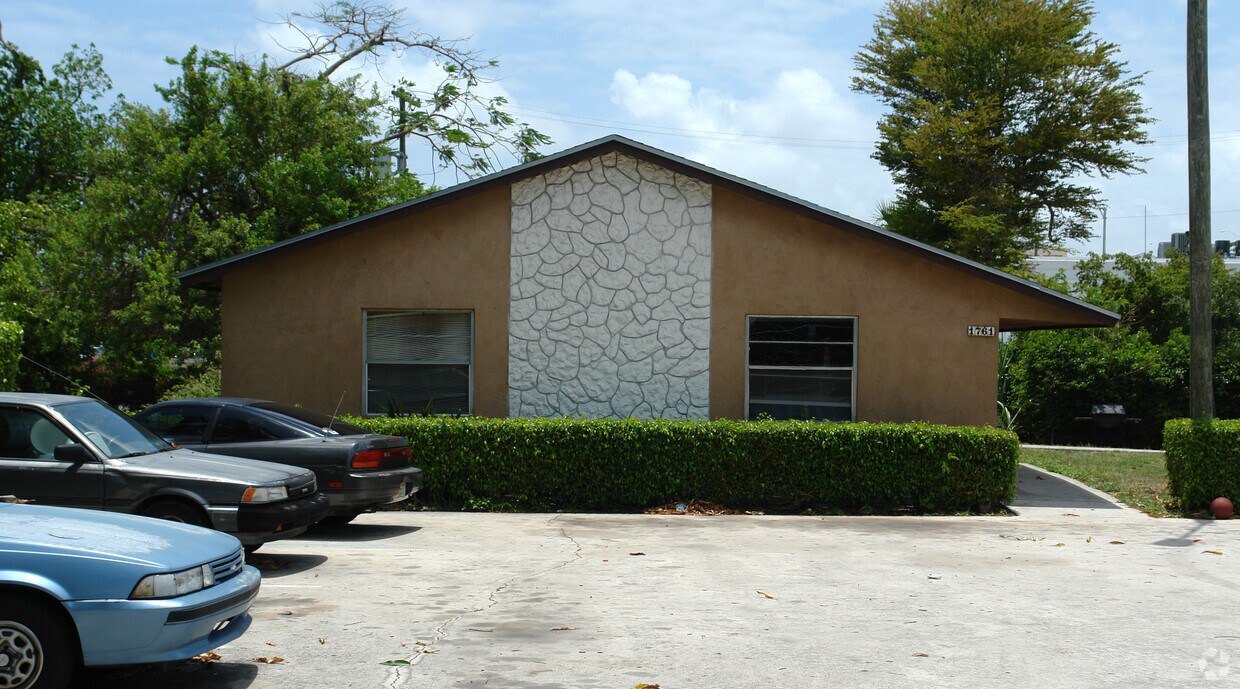 Foto del edificio - 1761 2nd Ave N