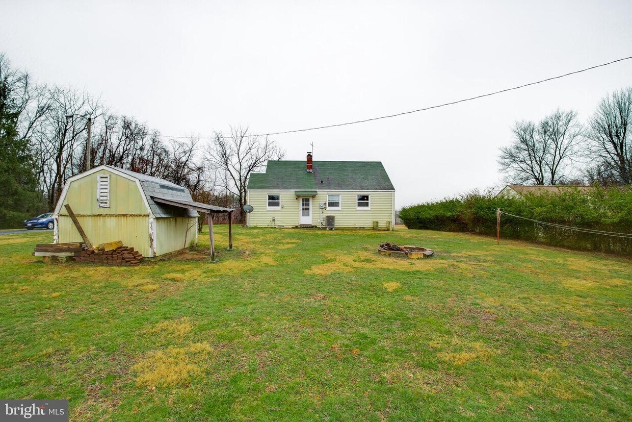 4289 Lunceford Ln, Marshall, VA 20115 House Rental in Marshall, VA