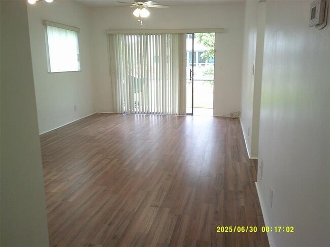 Building Photo - 5800 Margate Blvd