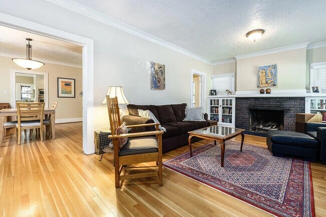 Main floor living room - 1101 N 19th St