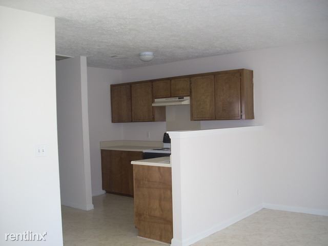Building Photo - 2 br, 2 bath House - 117 Hunt Club Ct