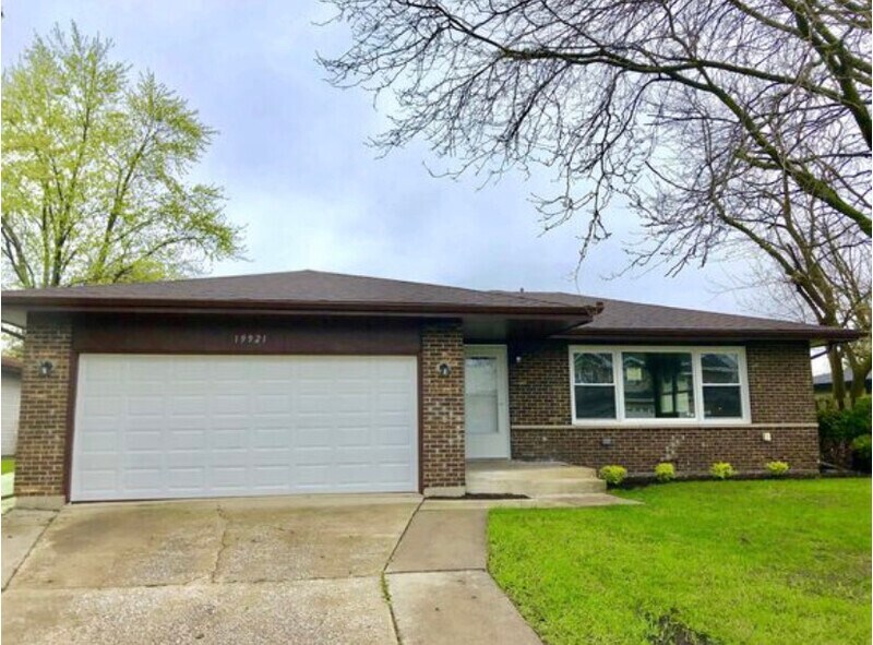 19921 Brook Ave, Lynwood, IL 60411 House Rental in Lynwood, IL