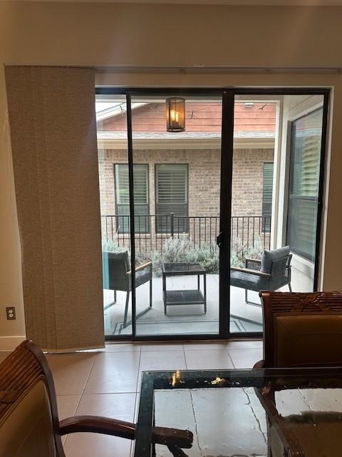 Foto del edificio - 309 Jeffrey David Ln W