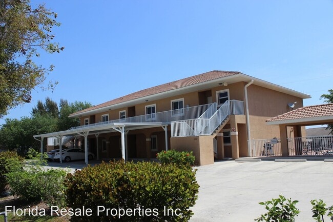 Building Photo - 607 SE 13th Pl