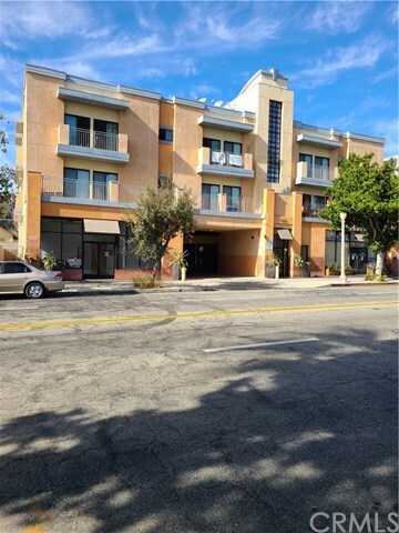 Foto del edificio - 859 N Fair Oaks Ave