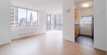 Building Photo - 252 7th Ave