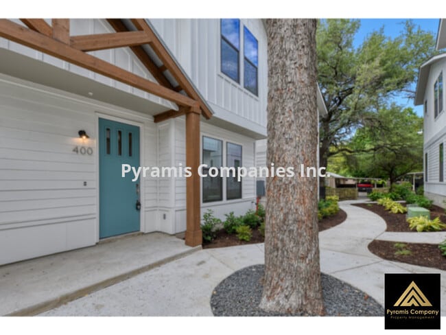 Building Photo - 2BR, 2.5B