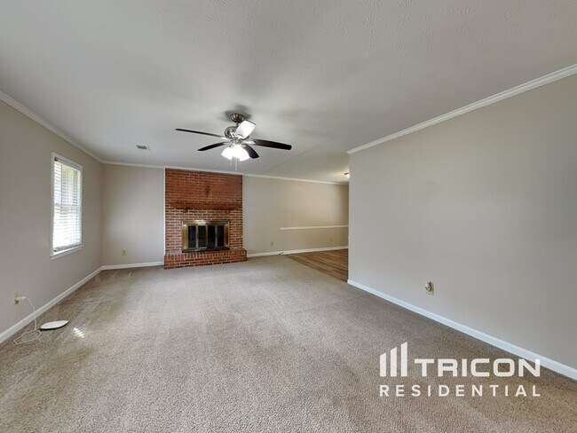 Foto del edificio - 4107 Sweet Water Ln