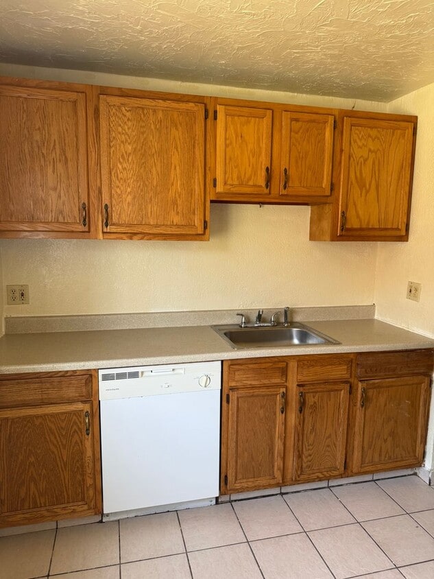 Primary Photo - Warrensville Heights Townhome
