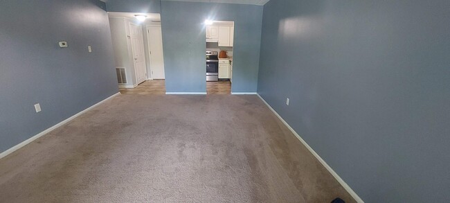 Building Photo - 2109 Cedar Run Dr
