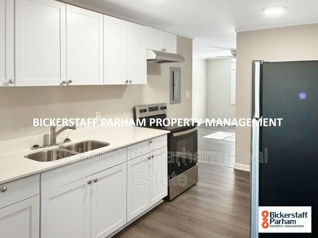 Foto del edificio - 1200 20th Ave S