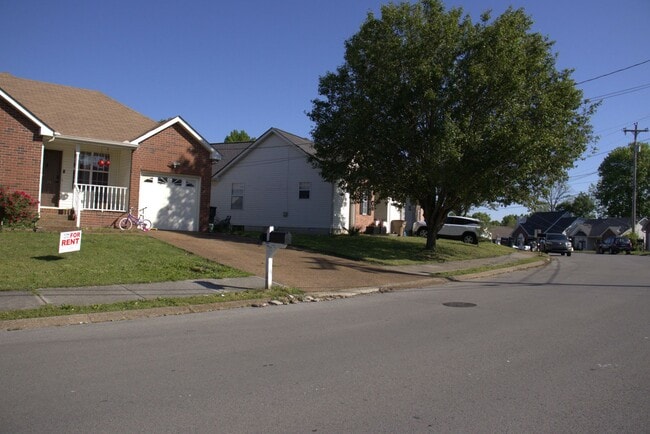 Photo - 3924 Calumet Dr House