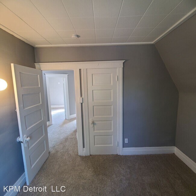 Foto del edificio - 4 br, 1 bath House - 1220 Military Street