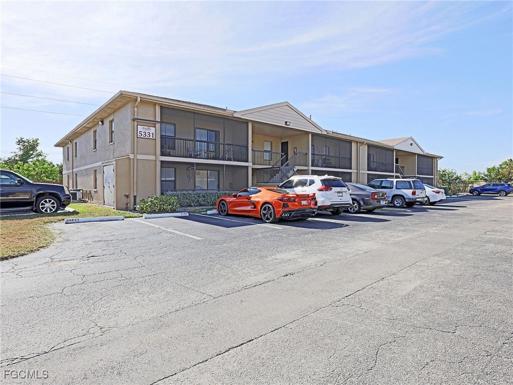 Foto principal - 5331 Summerlin Rd
