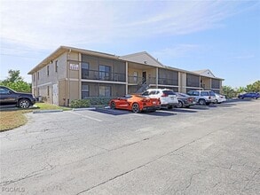 Building Photo - 5331 Summerlin Rd