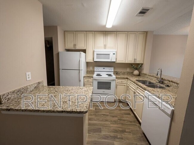 Building Photo - 5232 Via Hacienda Cir
