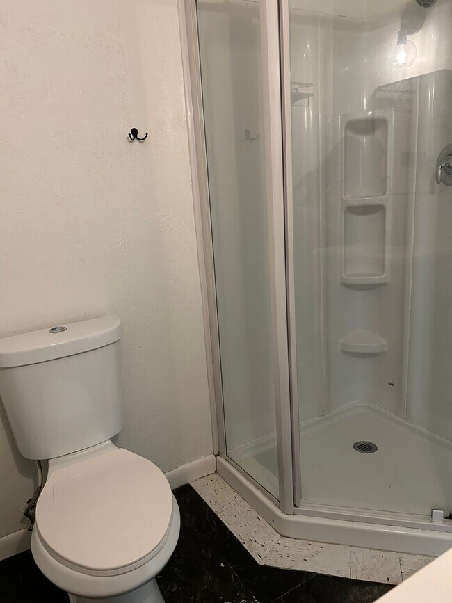 Foto del edificio - 3850 N Collister Dr