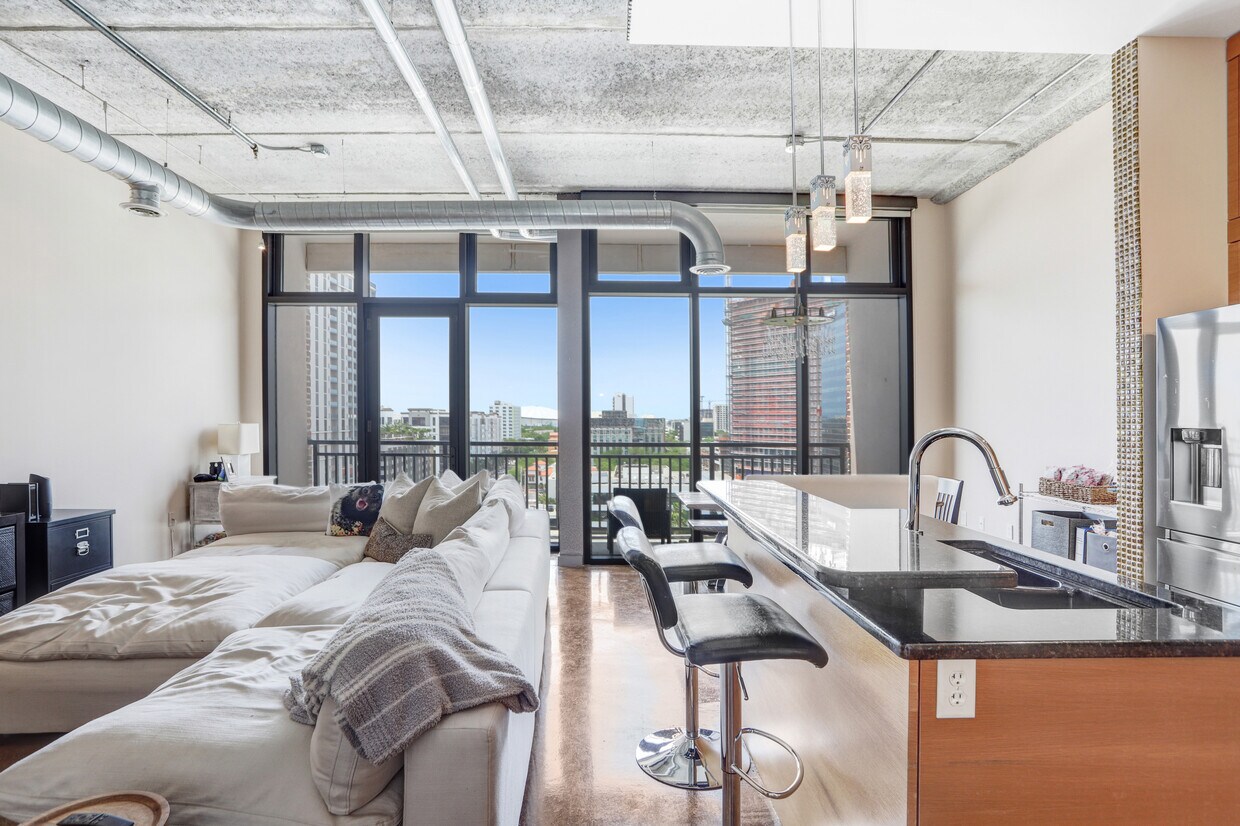 Foto principal - 175 2nd St S