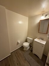 Building Photo - 7301 Calder Dr