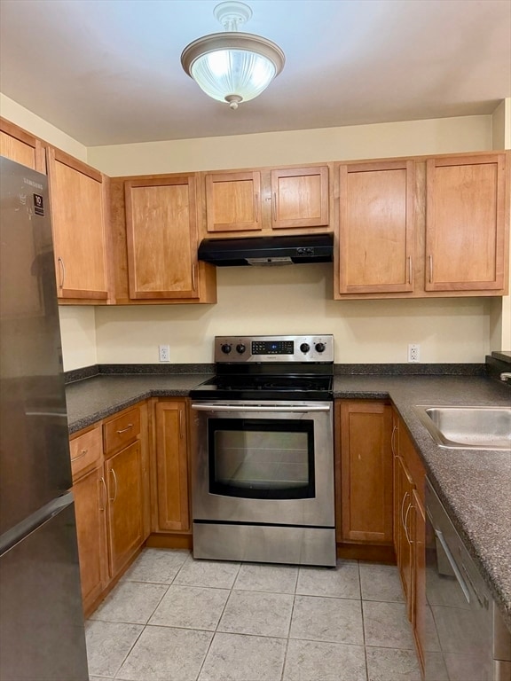 Building Photo - 75 Walnut St