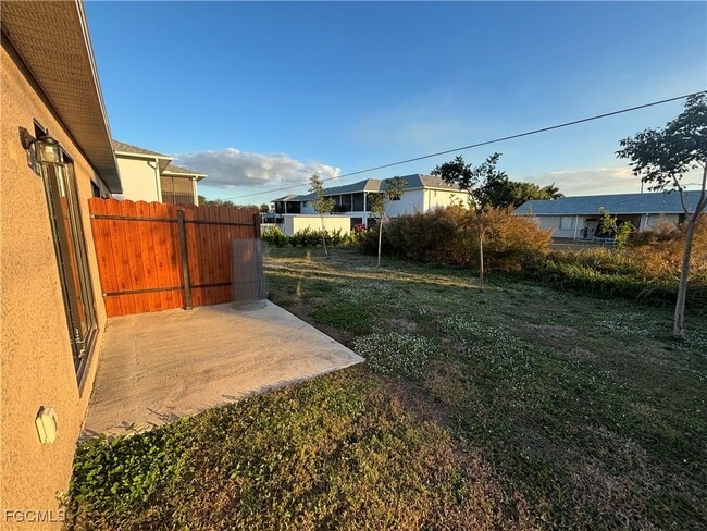 Building Photo - 1210 Cape Coral Pkwy W