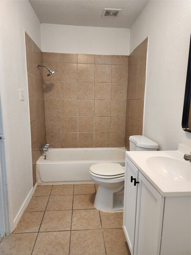 Foto del edificio - 14033 Garber Ln