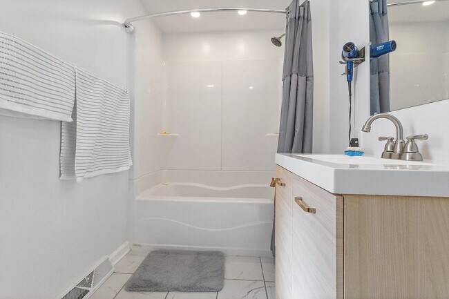 Foto del edificio - 17 Diana St