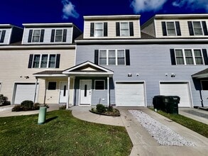 Building Photo - 5804 Miss Coral Ct