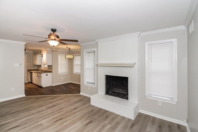 Building Photo - 3124 Battleboro Dr