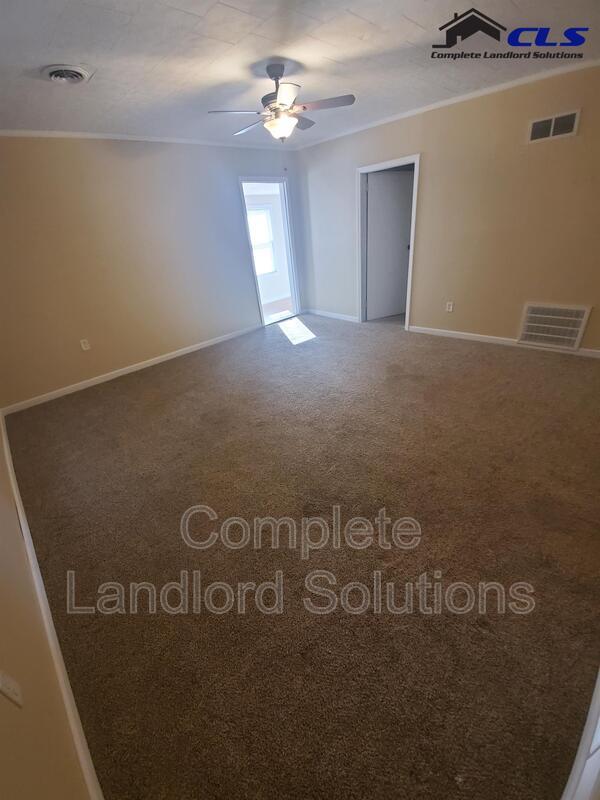 Foto del edificio - 824 E Harris St