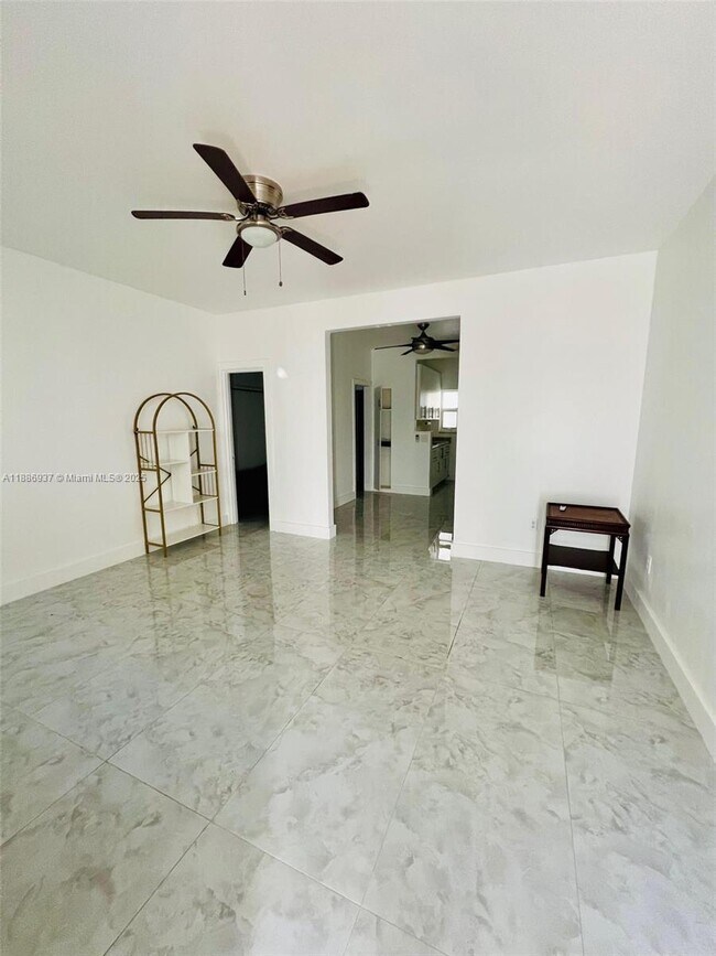 Foto del edificio - 1606 Jefferson Ave