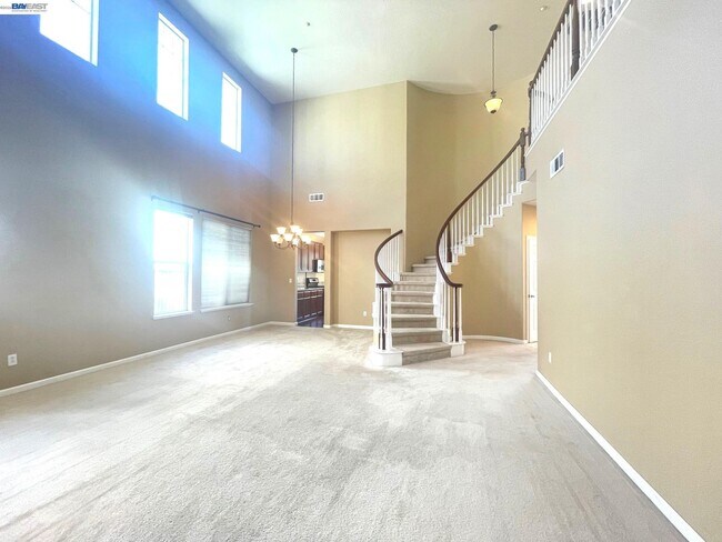 Building Photo - 1669 Marina Way