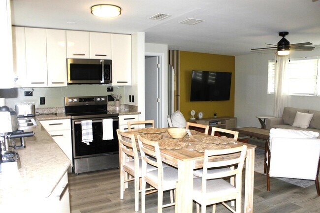 Foto del edificio - 5893 Williamson Rd