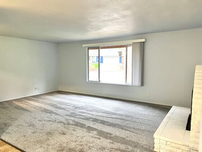 Building Photo - Great Single Level Home!