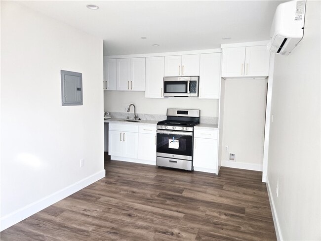 Foto del edificio - 227 E 84th St