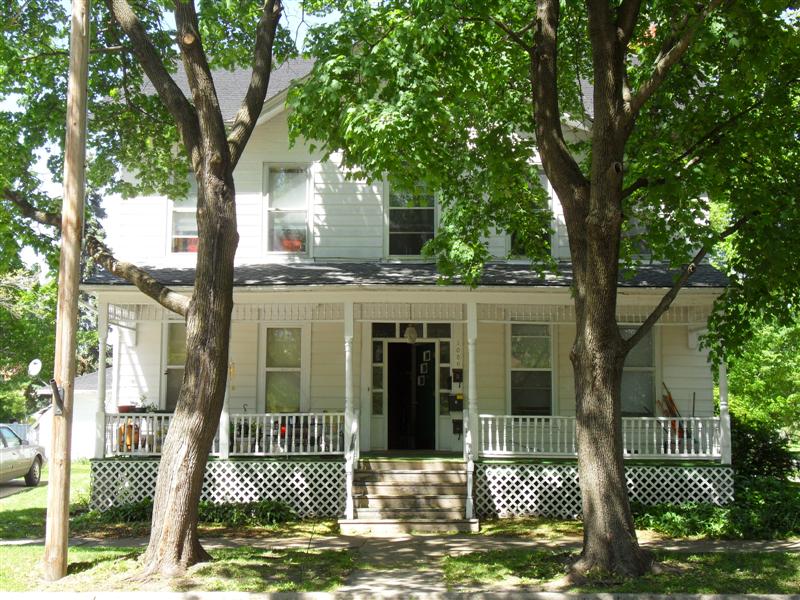 Primary Photo - 1000 Washington St