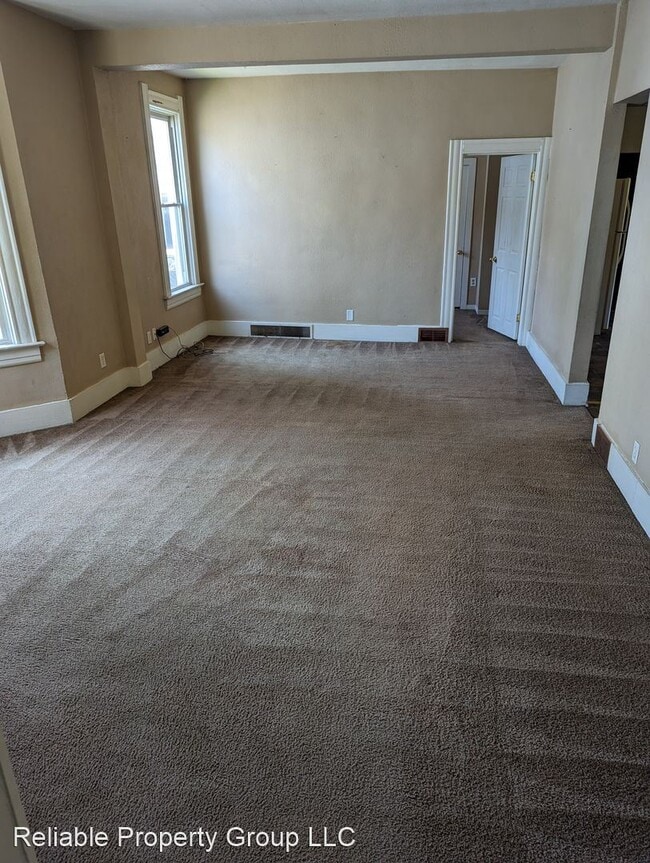 Building Photo - 3 br, 1 bath House - 931 Home Ave  Apt 101A