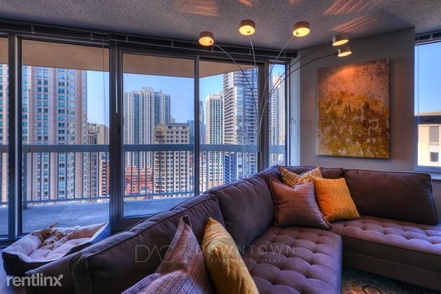 Foto del edificio - 1 br, 1 bath Apartment - 405 N State St