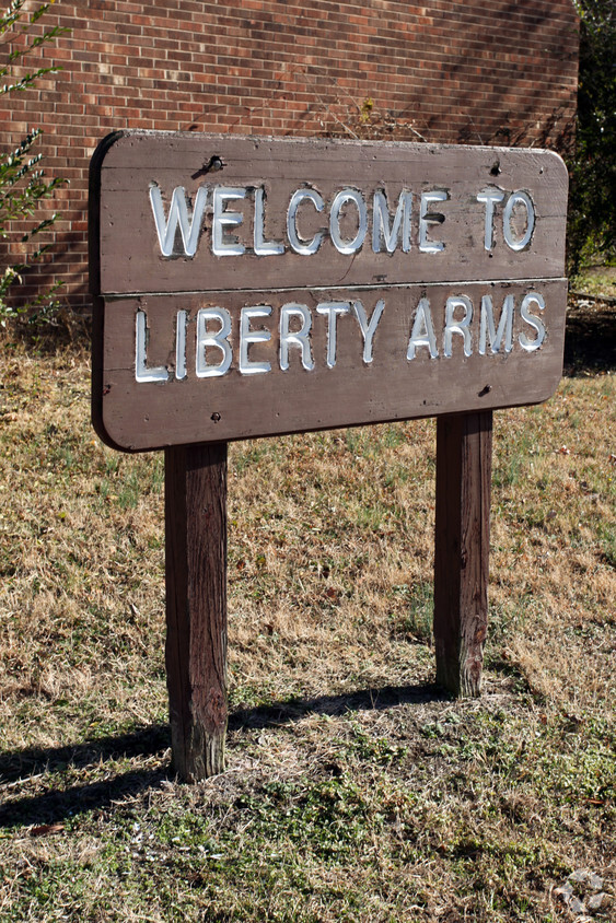 Foto del edificio - Liberty Arms Apartments