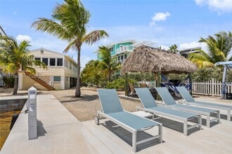 Building Photo - 235 Tavernier Dr